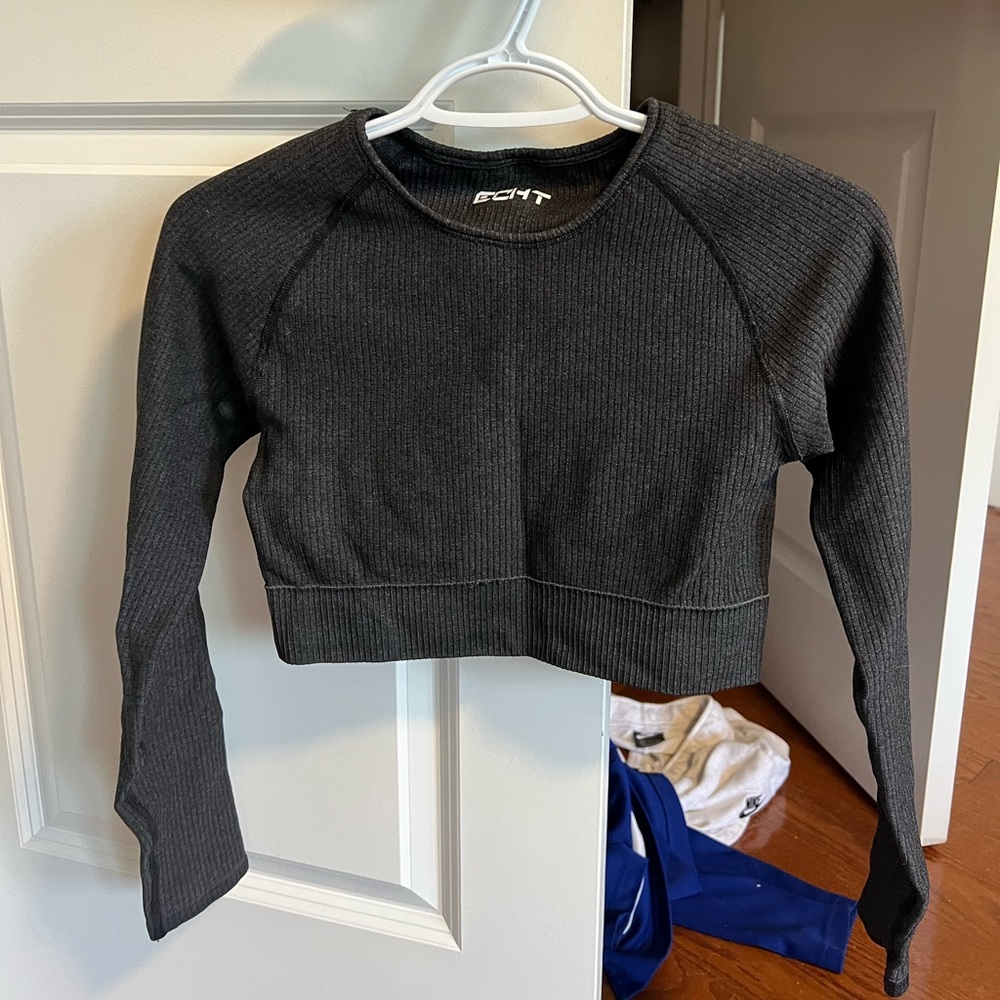 ECHT workout crop top